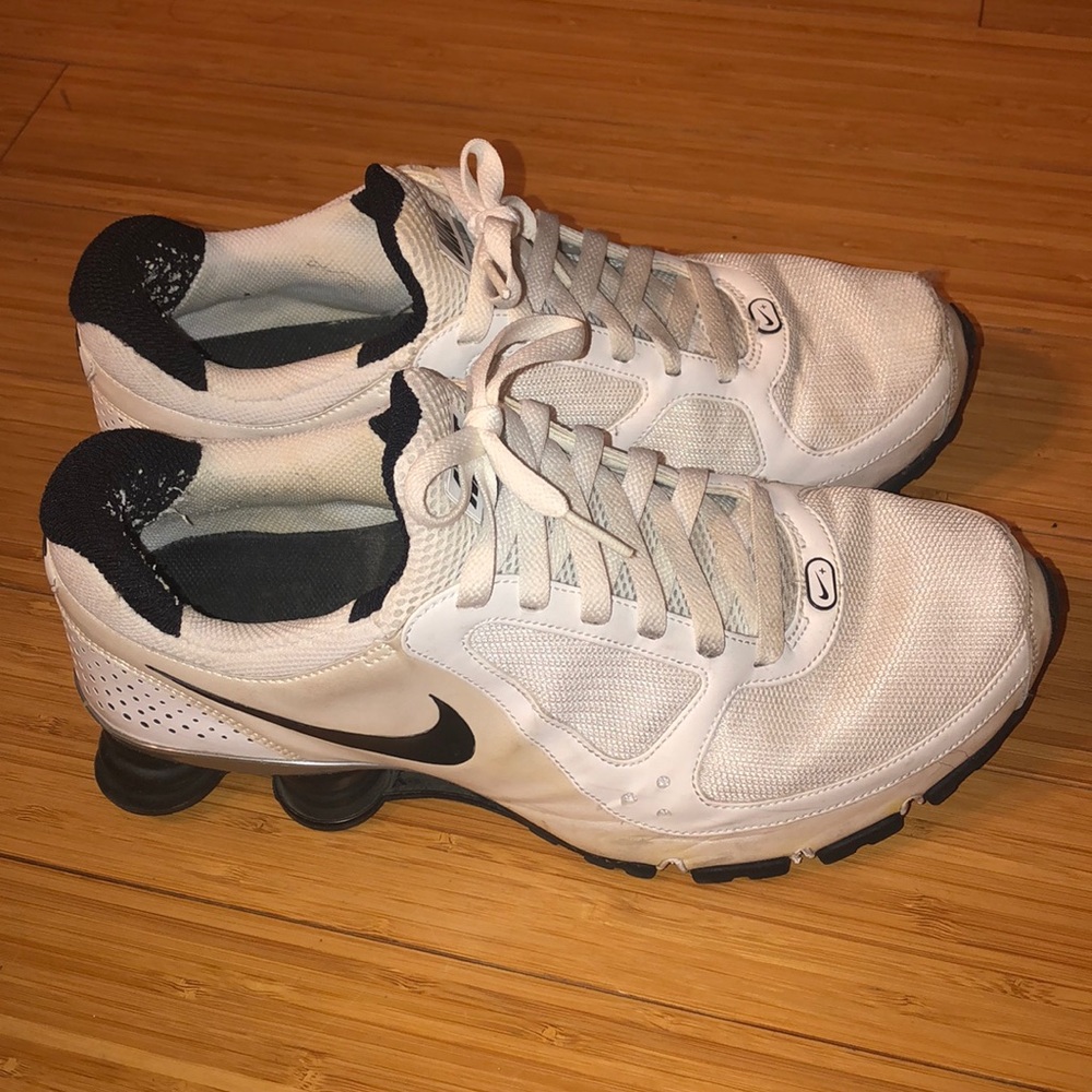 Nike Men’s BRS 1000.